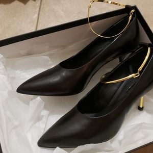 NWT Jil Sander Ring Leather Pumps In Black